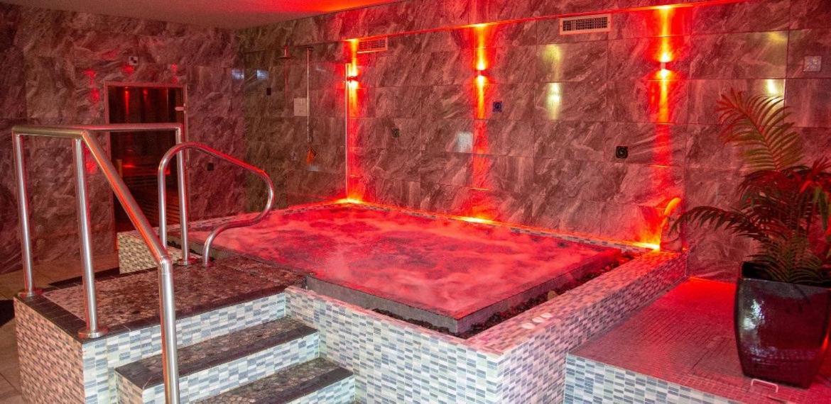 Biskey Howe Flat - Free Off-Site Health Club Access With Pool, Sauna, Steam Room & Gym Windermere Eksteriør billede